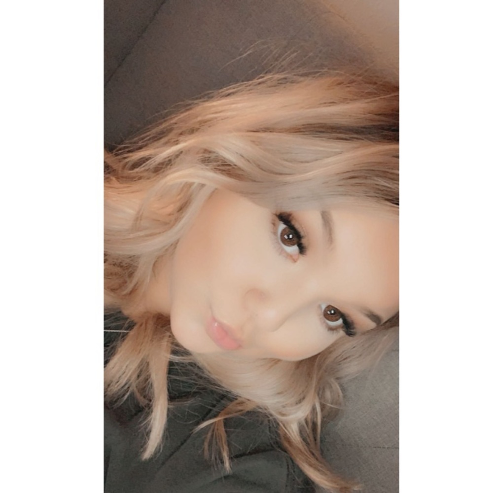 Meet your Posher, Phelicia